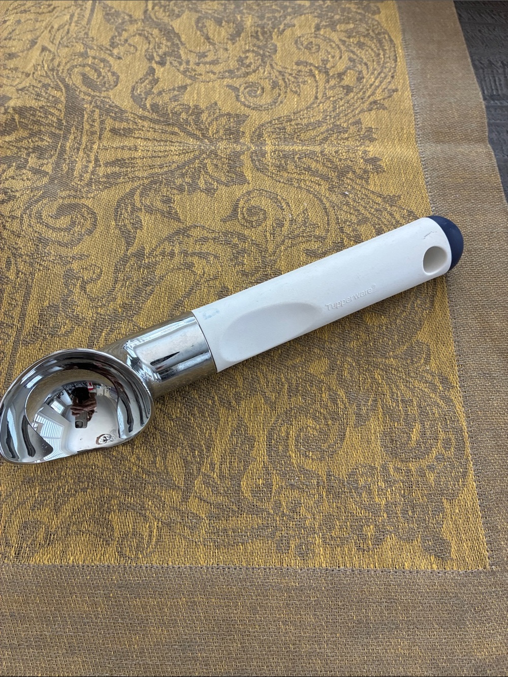 Vintage Tupperware Ice Cream Scoop